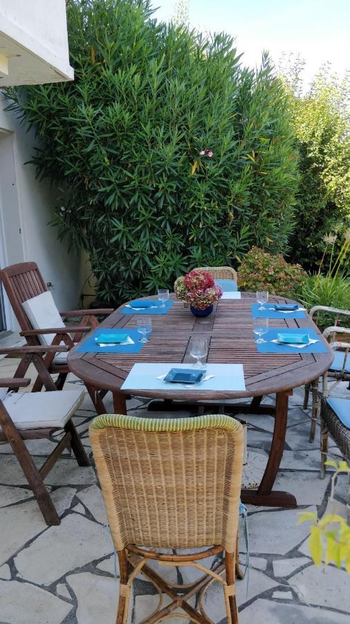 T1 Ou T2 Dans Villa Avec Jardin Proche Biarritz Anglet Exterior foto